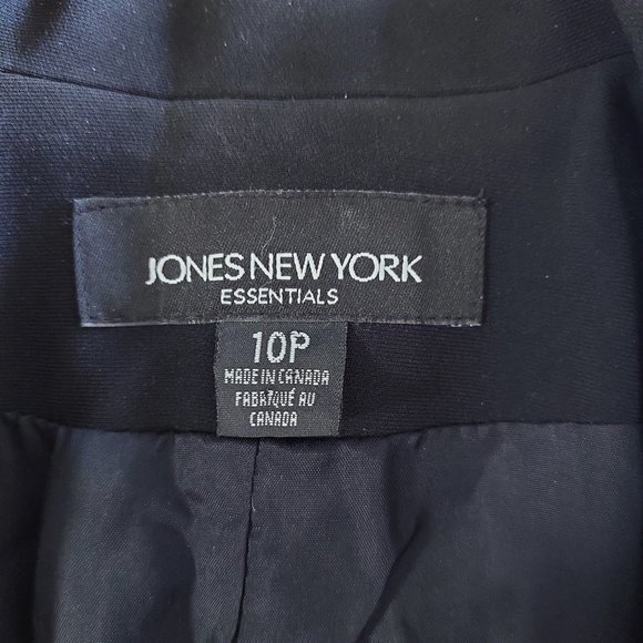 Jones New York Black 2 Button Blazer (Size 10P) - Picture 3 of 9